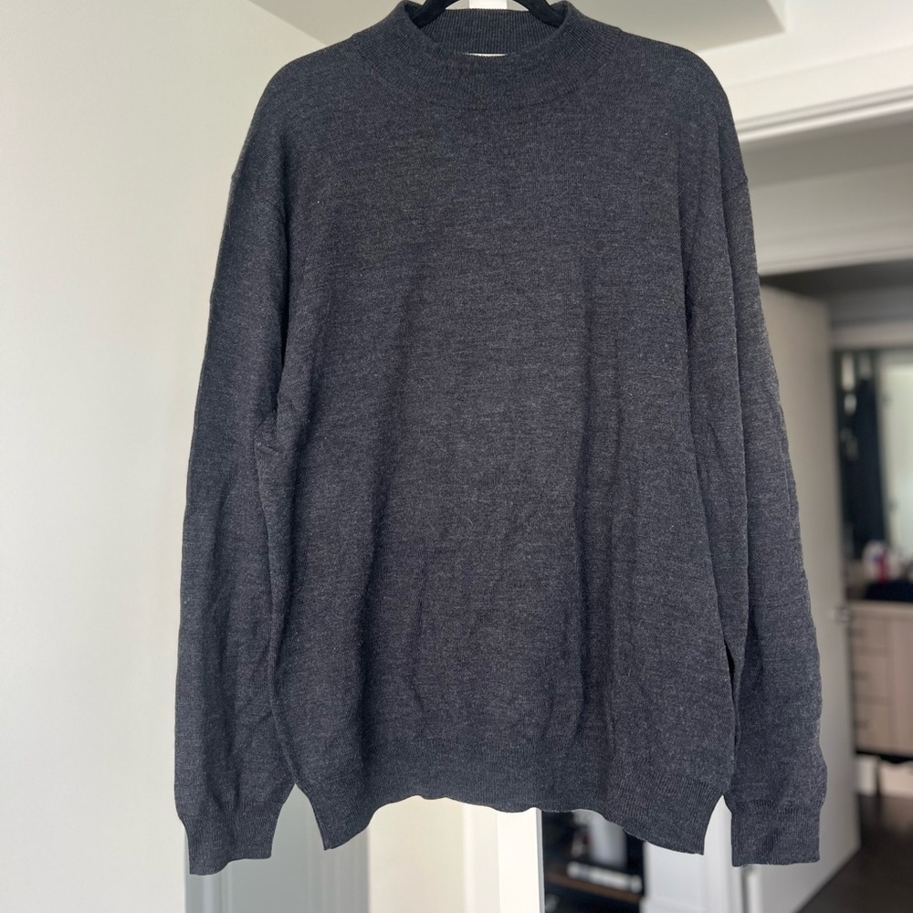 Pronto Uomo Extra Fine Merino Wool Charcoal Crewneck Sweater